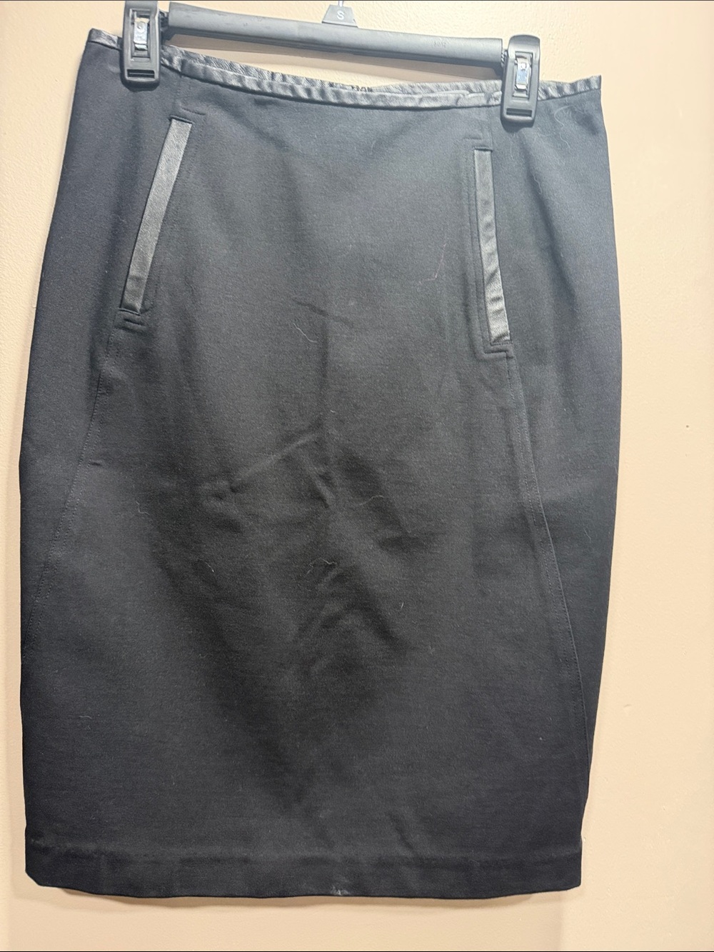 Vince Black Pencil Skirt size 4